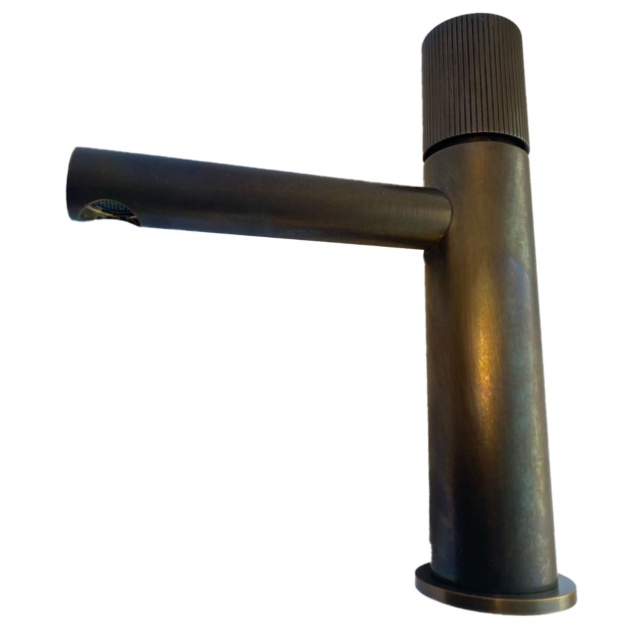 Lavabo Mira 020 håndvaskarmatur, Bruneret massiv messing