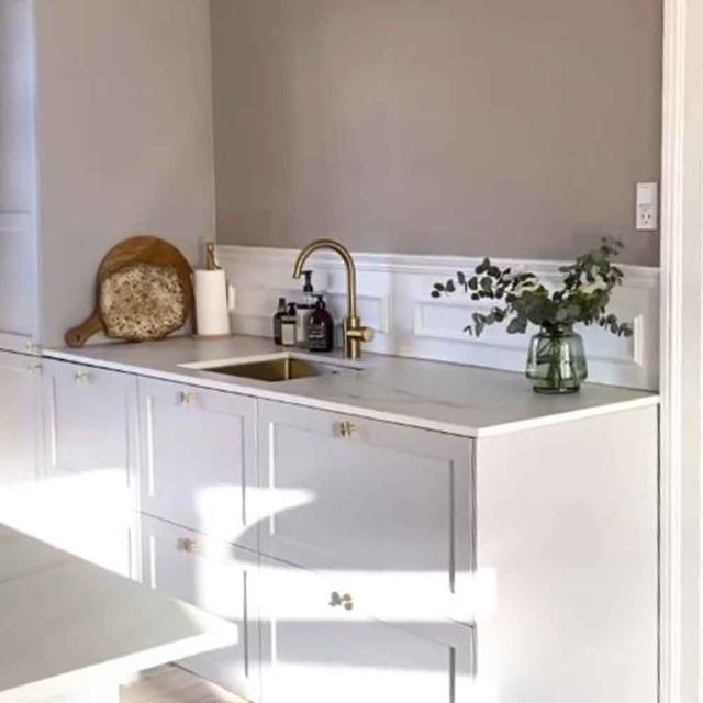 Kubus 140 RS Round køkkenarmatur, PVD Messing